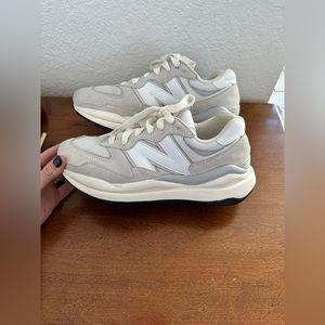 New Balance 5740’s in pristine condition
